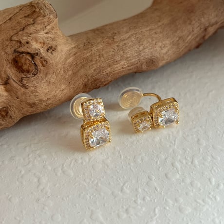 crystal Frameピアス　イヤリング