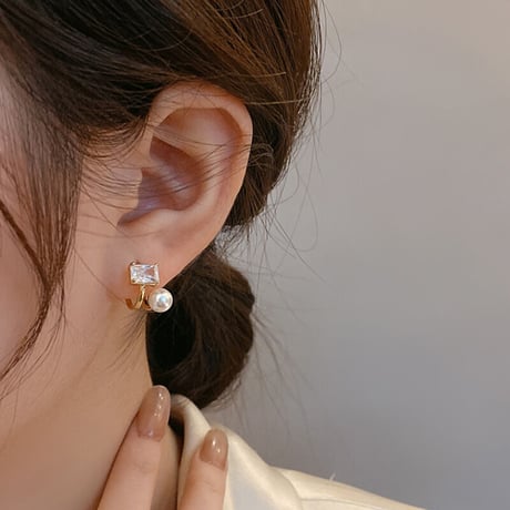 zirconia pearl ピアス　イヤリング