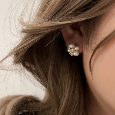Pearl Petaliaピアス　イヤリング