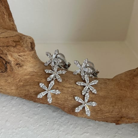 Floretteピアス　イヤリング
