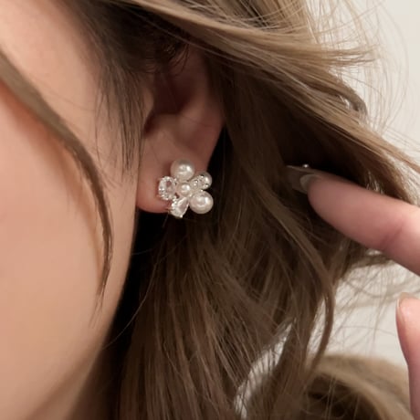 Pearl Petaliaピアス　イヤリング