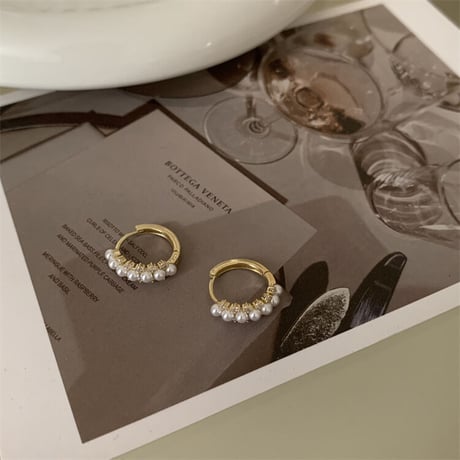 Pearl hoop ピアス