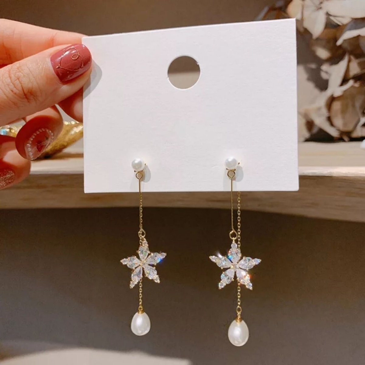 花形イヤリング flower Crystal イヤリング ピアス | Cattlya