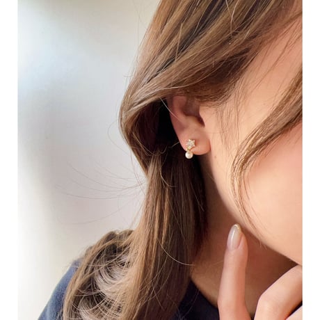 stelliaピアス　イヤリング