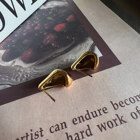 ss007 ピアス