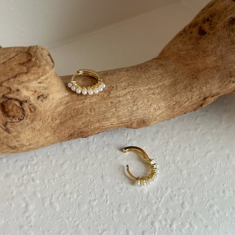 thin pearl ピアス　イヤリング