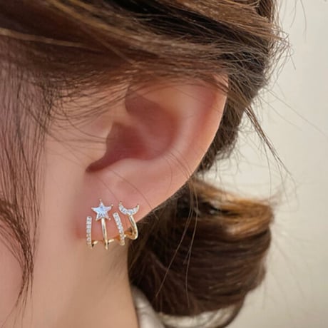 star moon ピアス