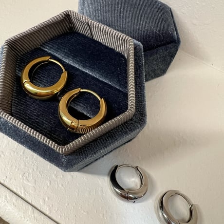 ss055 ピアス2カラー