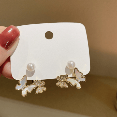 Flying butterflies ピアス