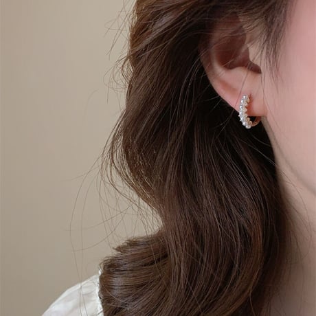 Pearl hoop ピアス