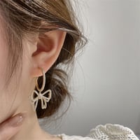 ribbon hoop ピアス