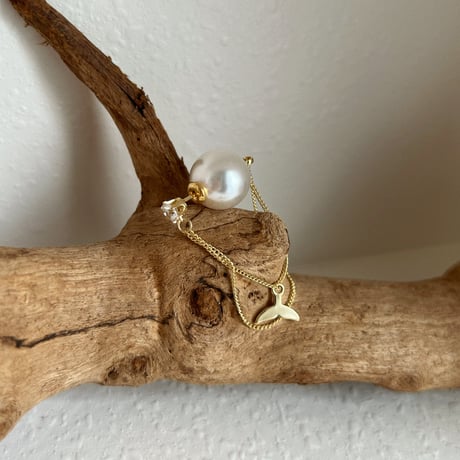 whale Pearl ピアス
