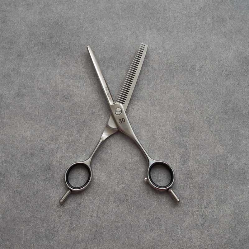 【mota】散髪用セニングシザー/スキバサミ(Luna YR-60-30) Luna 散髪用シザー mota】散髪用セニングシザー/スキバサミ(Luna
