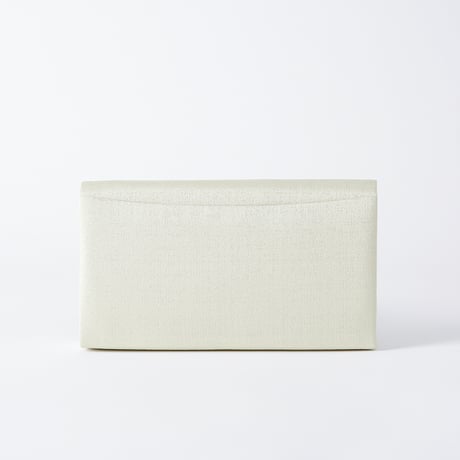 ミモザ刺繍のクラッチバッグ （バニラホワイト）