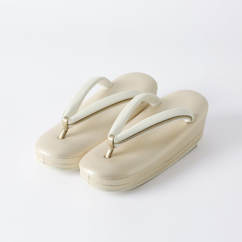 フォーマル草履（シャンパンゴールド）｜岩佐｜完全受注生産 | きもの  