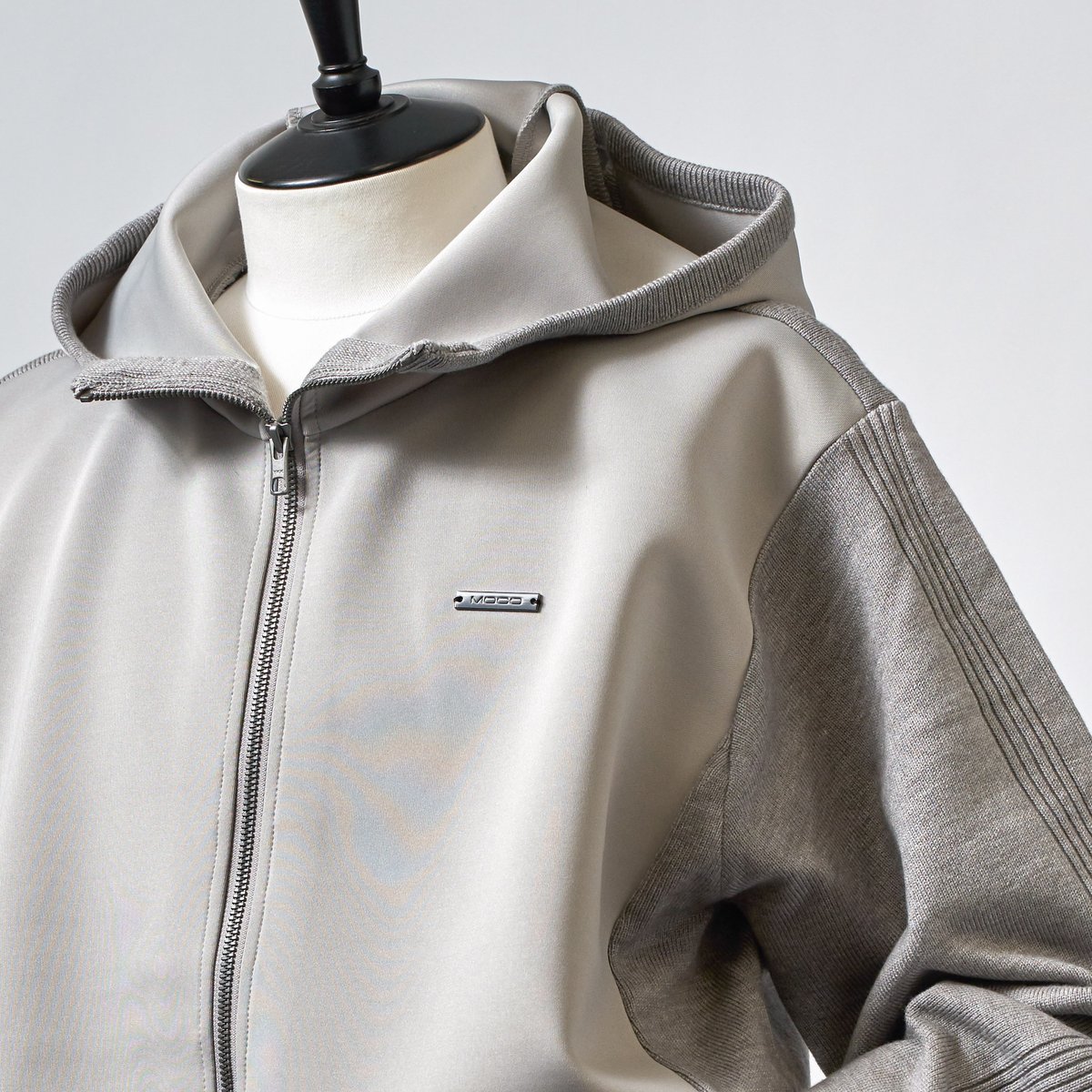 MOCO [ 21-5252911 ] SEMI WORSTED×ｽﾄﾚｯﾁﾀﾞﾝﾎﾞｰﾙ【ﾌ