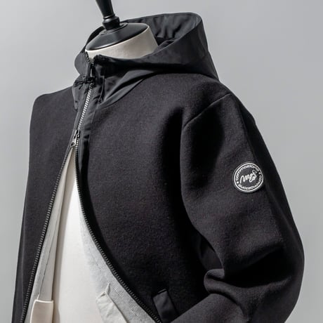 MOCO [ 21-3242910 ] Modal core spun yarn*ｳｰﾘｰﾎﾟﾘｴｽﾃﾙ【ﾌﾙZIPﾌｰﾃﾞｨー】- ﾍﾞｰｼﾞｭ(52)