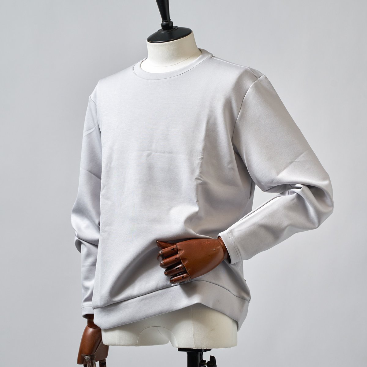 TRATTO [ 31-2252810 ] ﾒｲｽﾄﾚｯﾁﾀﾞﾝﾎﾞｰﾙ【裾切替長袖Tｼｬﾂ】