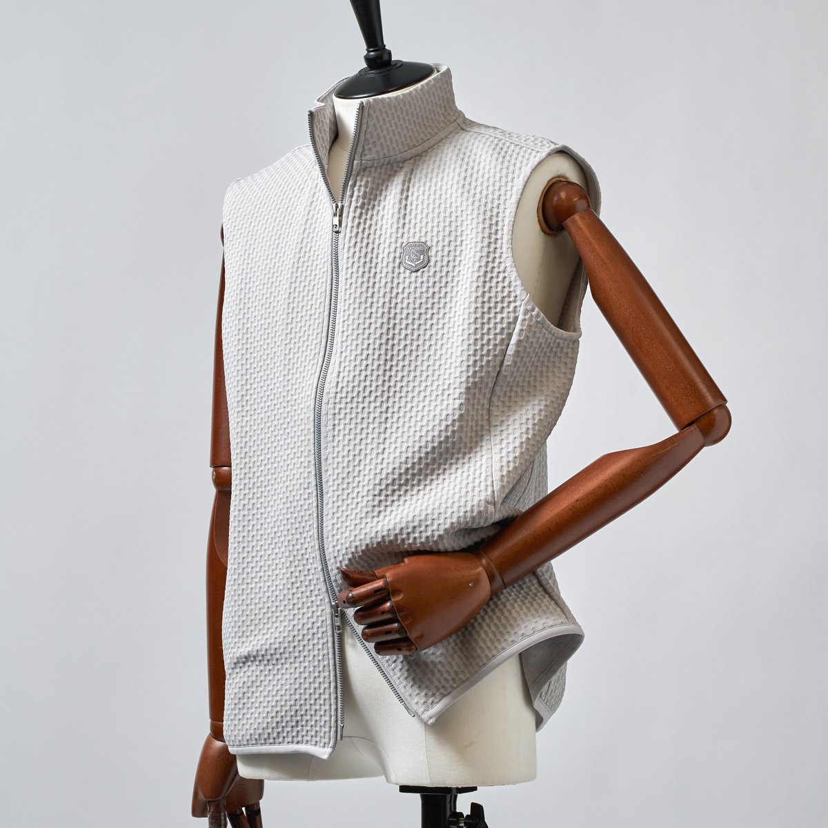 MOCO [ 21-5252910 ] 凸凹ｽﾄﾚｯﾁﾀﾞﾝﾎﾞｰﾙ【ﾌﾙZIPﾌｰﾃﾞｨー】