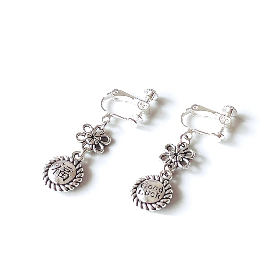 65f4f8e4bfb5fa3ff53dfe0e