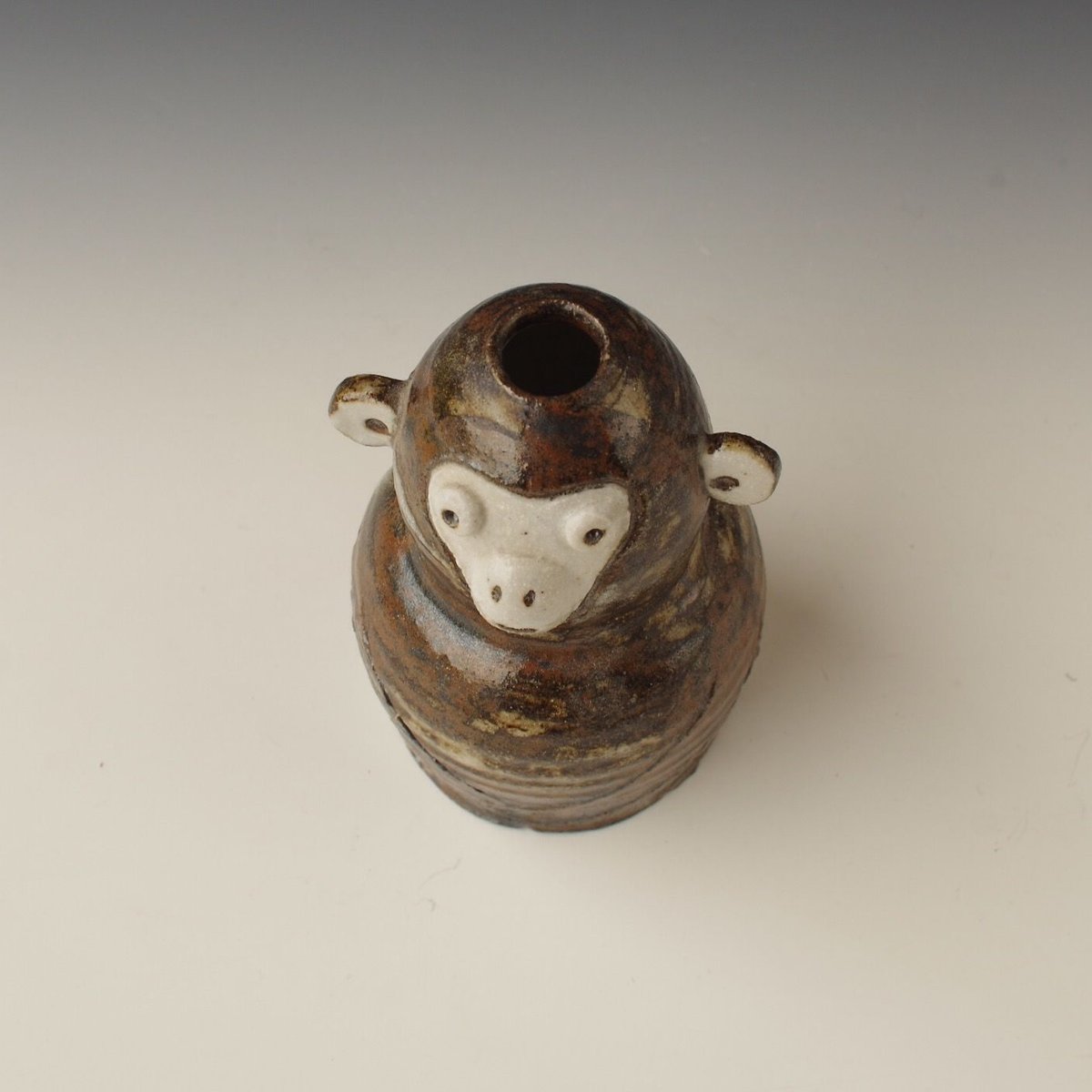 【美品】マイセン フラワーベース 干支 花瓶 申年 猿 サル 美品】マイセン フラワーベース 干支 花瓶 申年 猿 サル - メルカリ
