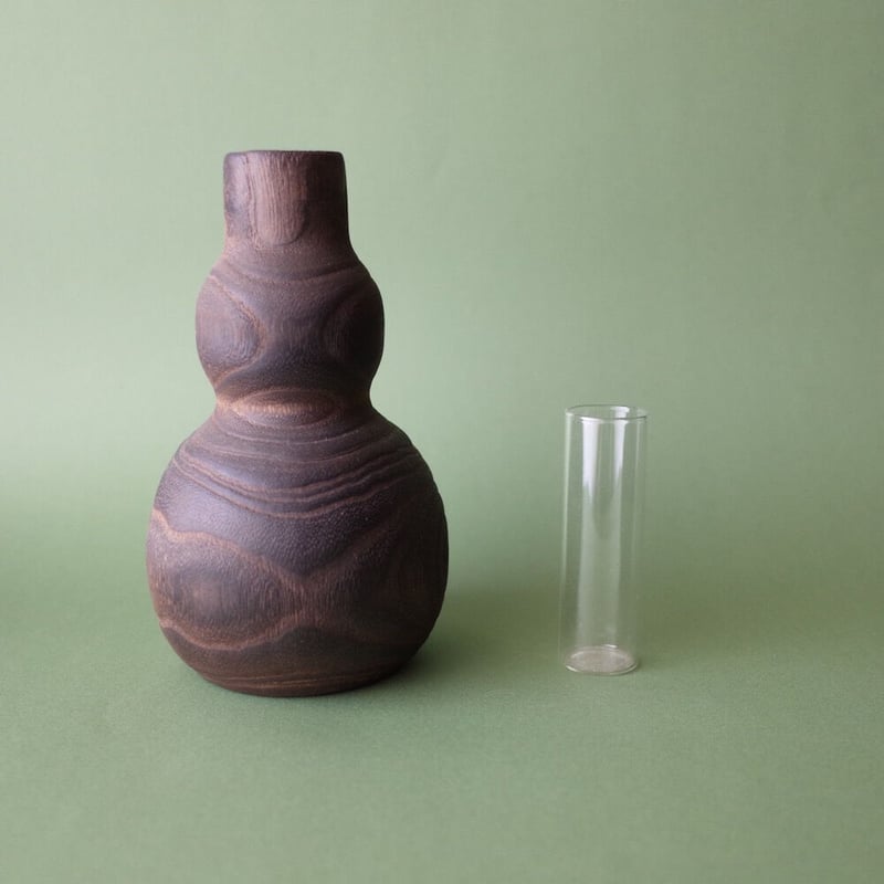 ひょうたん型一輪挿し 2種A | 金沢桐工芸 岩本清商店