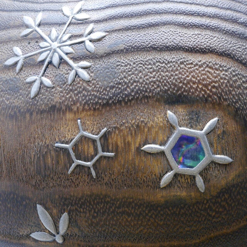 受注生産】まんまる夏火鉢 雪華 | 金沢桐工芸 岩本清商店
