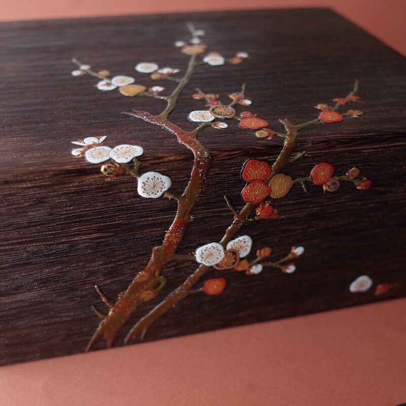 桐箱 紅白梅蒔絵 | 金沢桐工芸 岩本清商店
