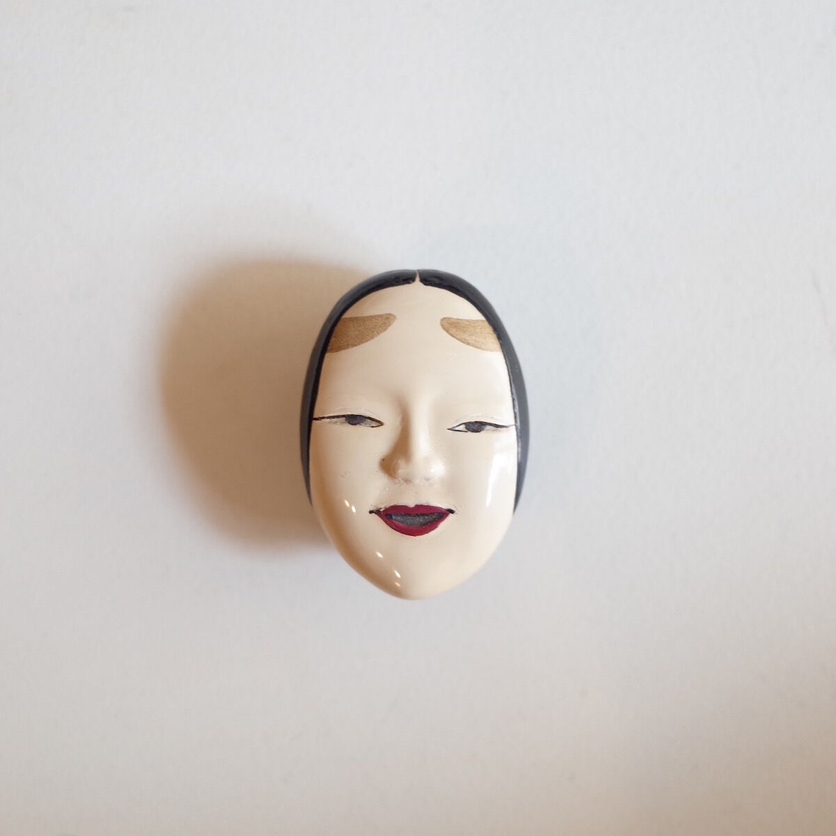 小面　能面帯留 小面能面帯留