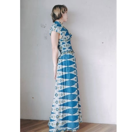 African　bath. ik　dress