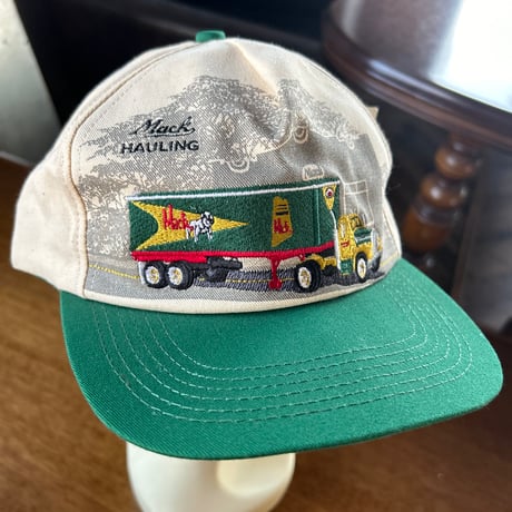 超レア　macktruck  デッドストックキャップ