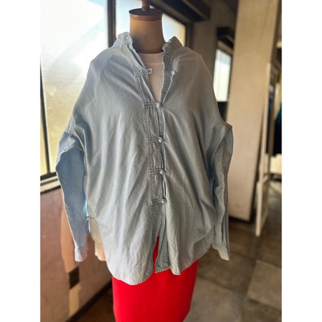 usedシャツ　チャイナボタンリメイク