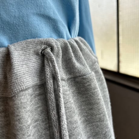 スゥエット　グレー　形よし＆紐部分可愛い