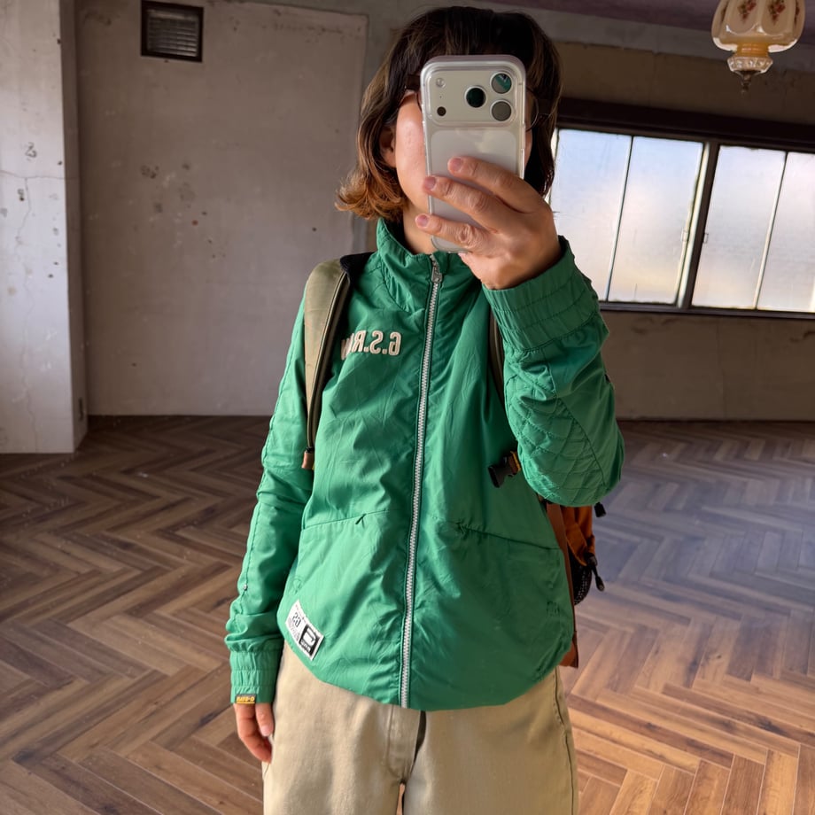6986051b712e6ea9f6b09590