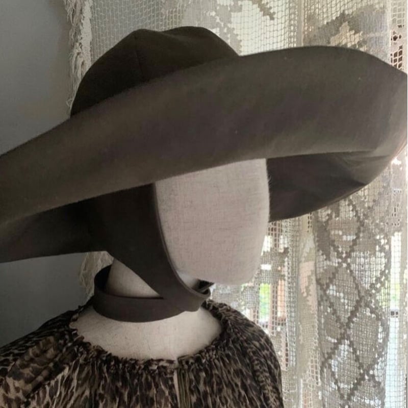 sugri スグリ　　別珍フードシルクリボン　ブラック sugri スグリ 別珍フードシルクリボン ブラック 新品】sugri