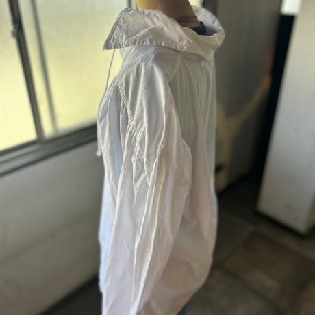 レースアップシャツ