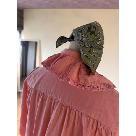 pink blouse