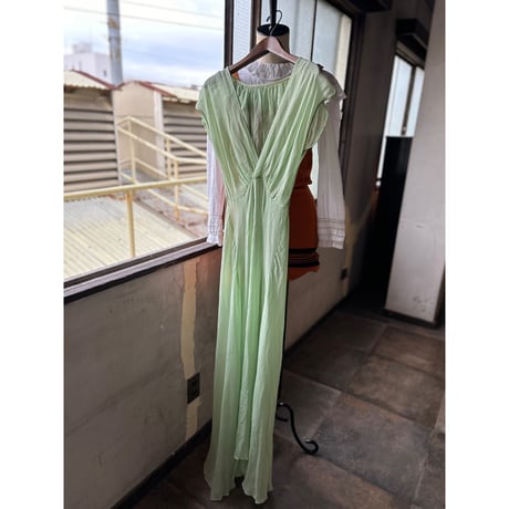 vintage 1940s dress