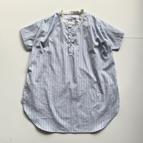 KIDS: white collor shirt 100cm, 110cm - water blue stripe