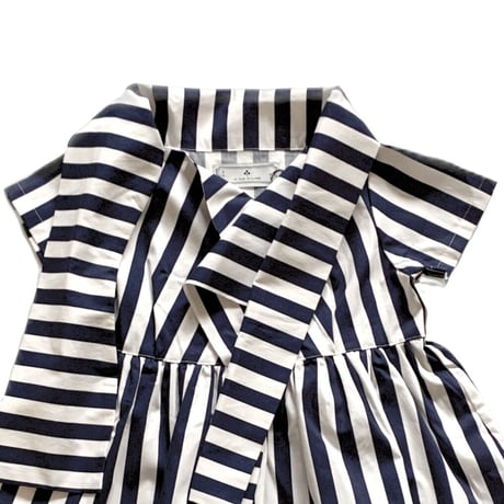23SS:Audrey blouse -navy x white