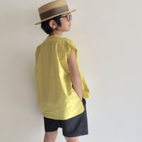 Sleeveless smock shirt：Yellow