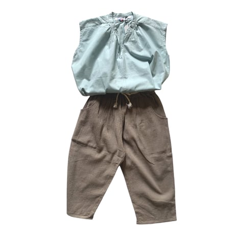 Sleeveless smock shirt：water blue