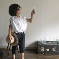 Sleeveless smock shirt：white