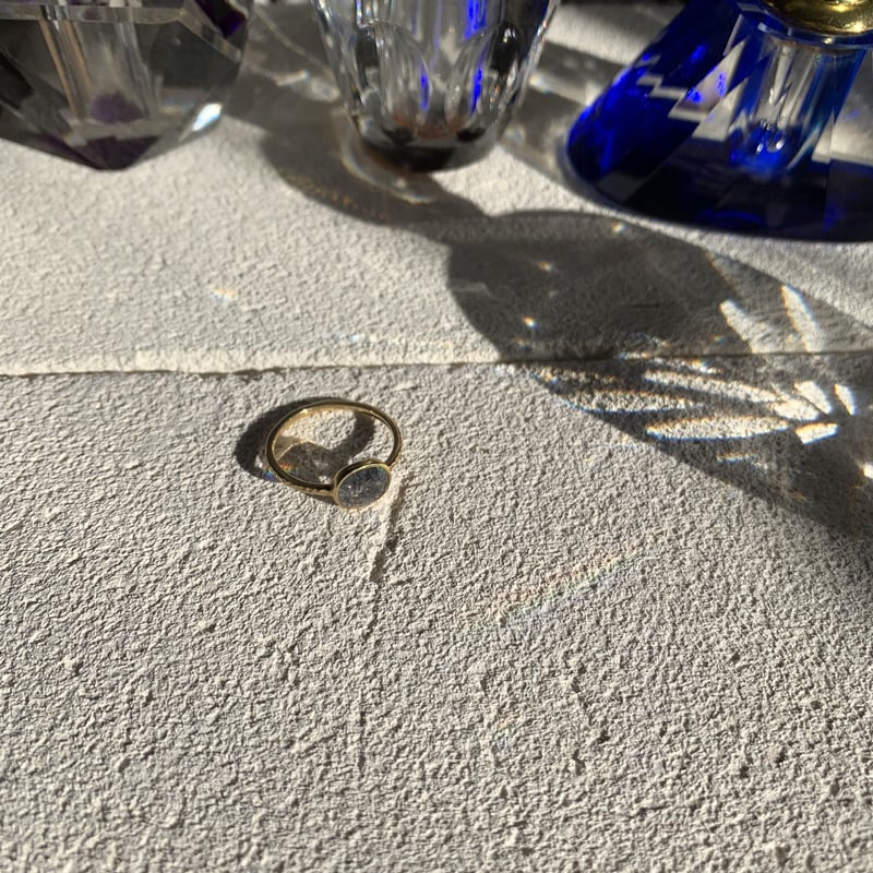 pt900 プラチナ V字 リング　ソルトアンドペッパーダイヤ　イデアジュエリー インドジュエリー ソルト&ペッパーダイヤモンドリング