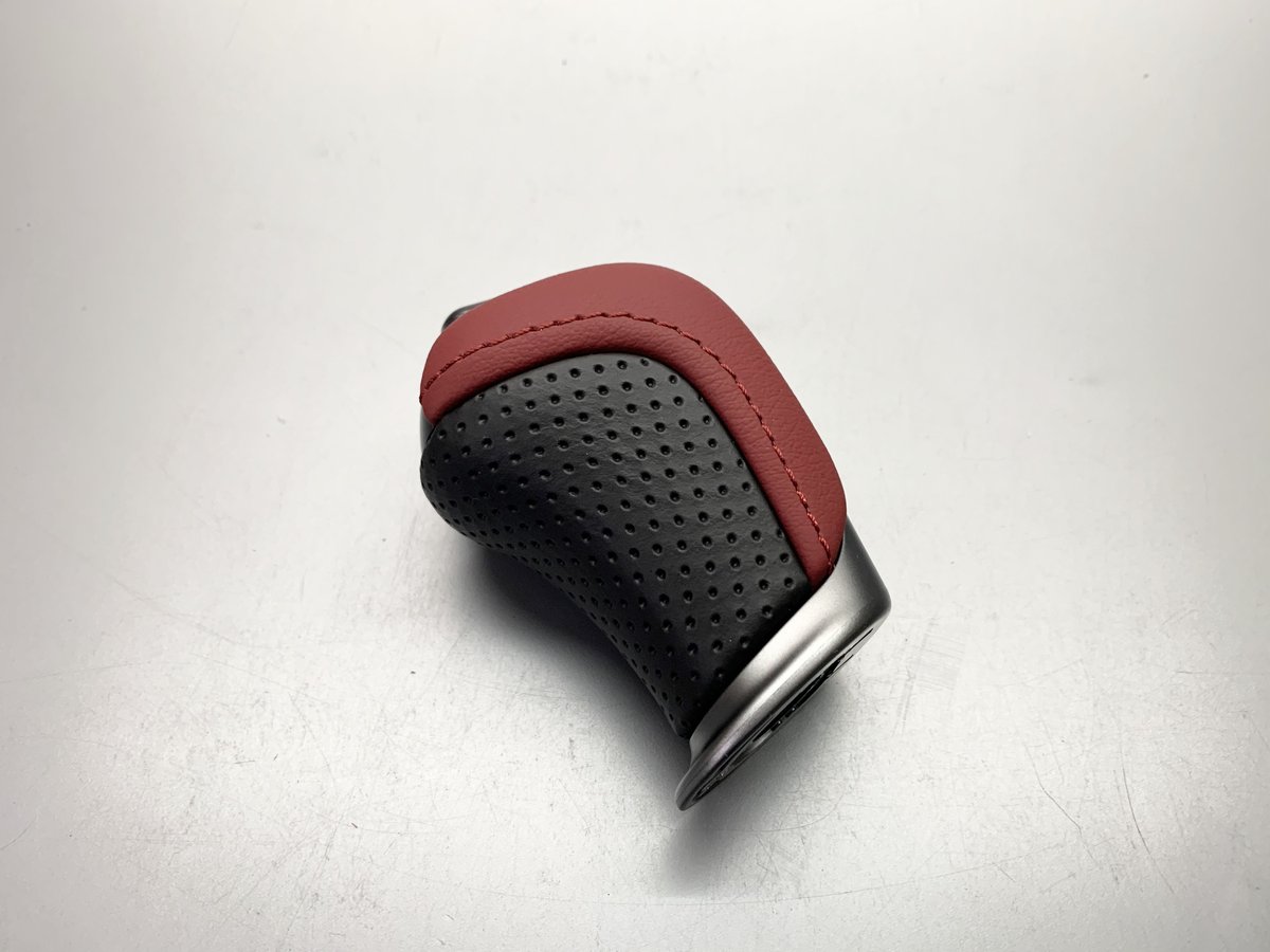 【希少】R35GT-R シフトノブ　ブラウンカラー 日産 - 【新品未使用】日産 R35 GT-R NISMO シフトノブASSY 純正