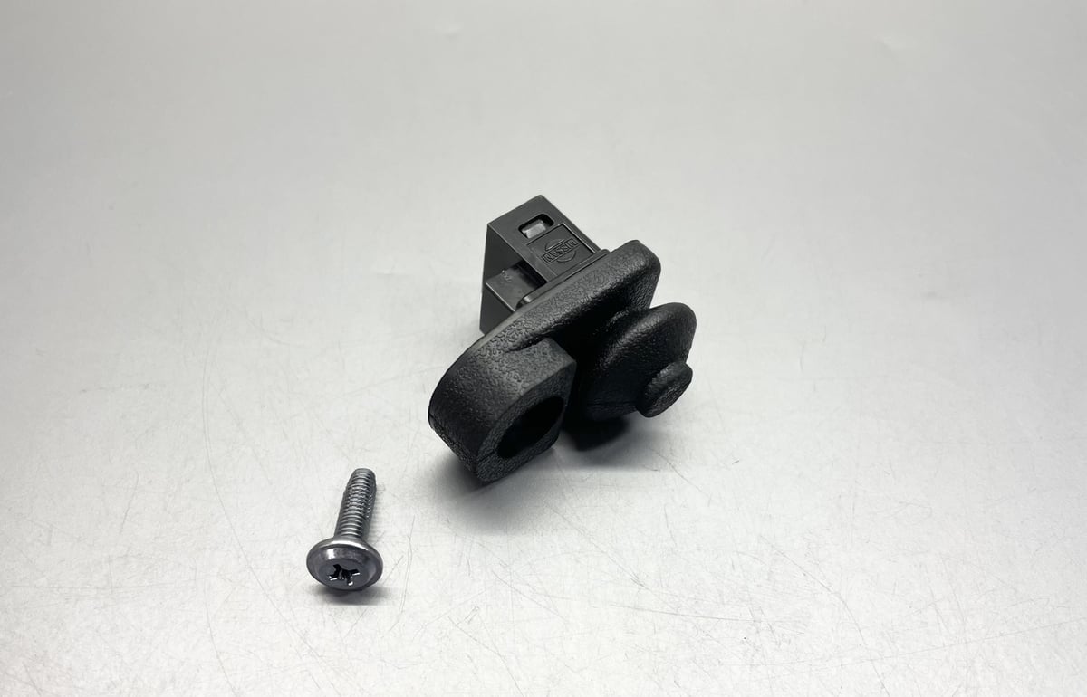 休止中T様 R35GT-R スイッチASSY ドア + ボルト | upline web shop