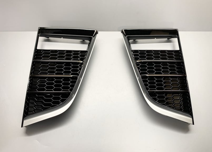 R35GT-R MY22 デイライトモールディング | upline web shop 