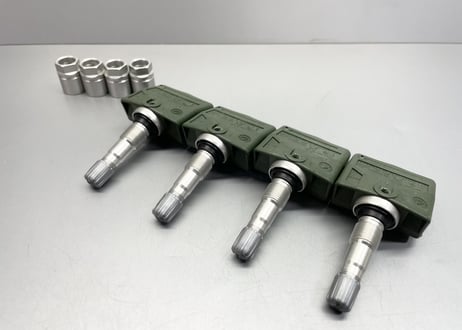 R35GT-R TPMSセンサー+ナットセット 〜2013