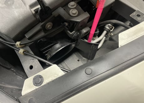 R35GT-R エアクリーナーBOX フロントエアガイド 左右