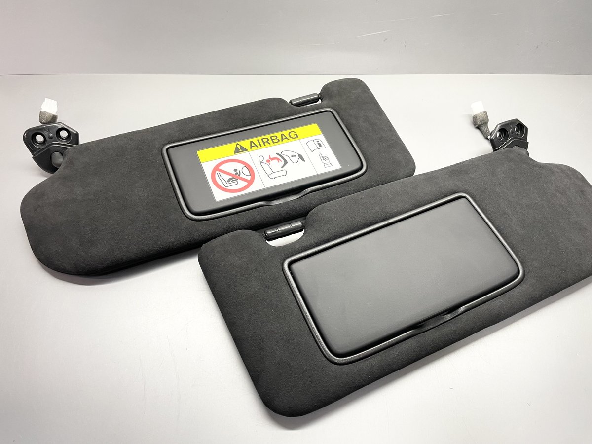 R35GT-R 2024 NISMO アルカンターラ サンバイザーASSY 左右 R35GT-R 2024 NISMO アルカンターラ サンバイザーASSY 左右